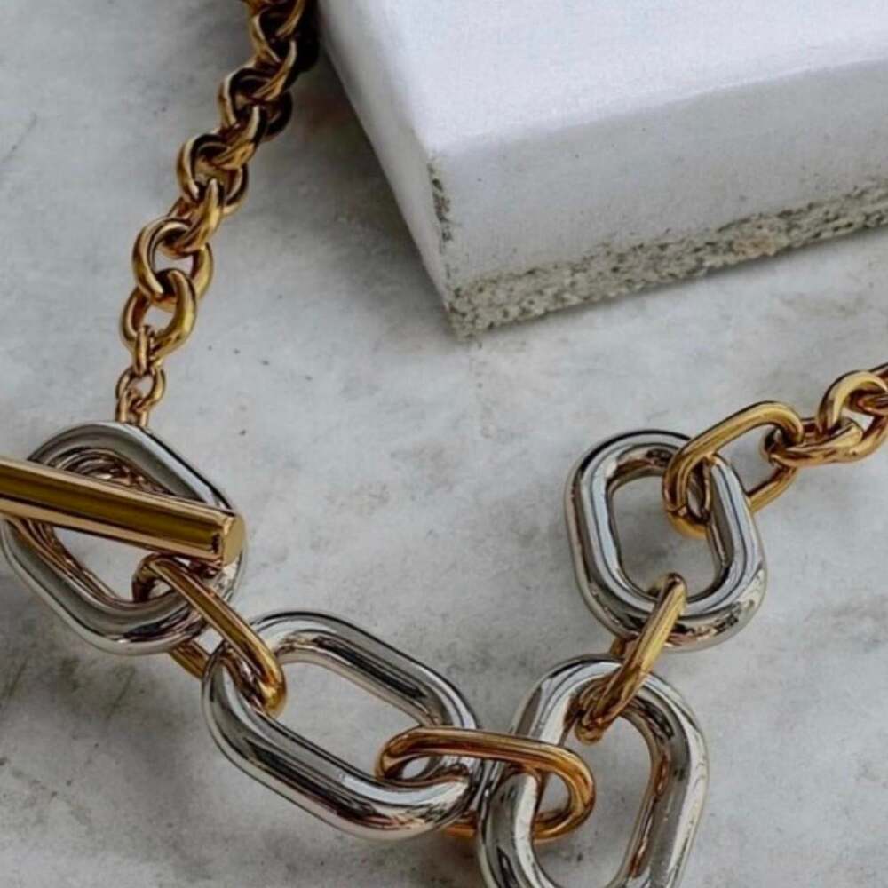 Gold And Silver Two Tone Chain 23 C 9